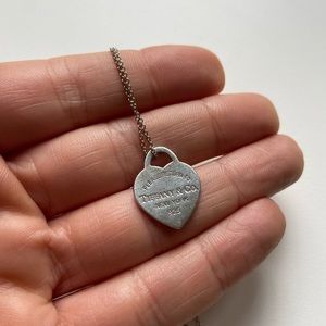 Vintage Please Return to Tiffany & Co Heart Necklace 🤍